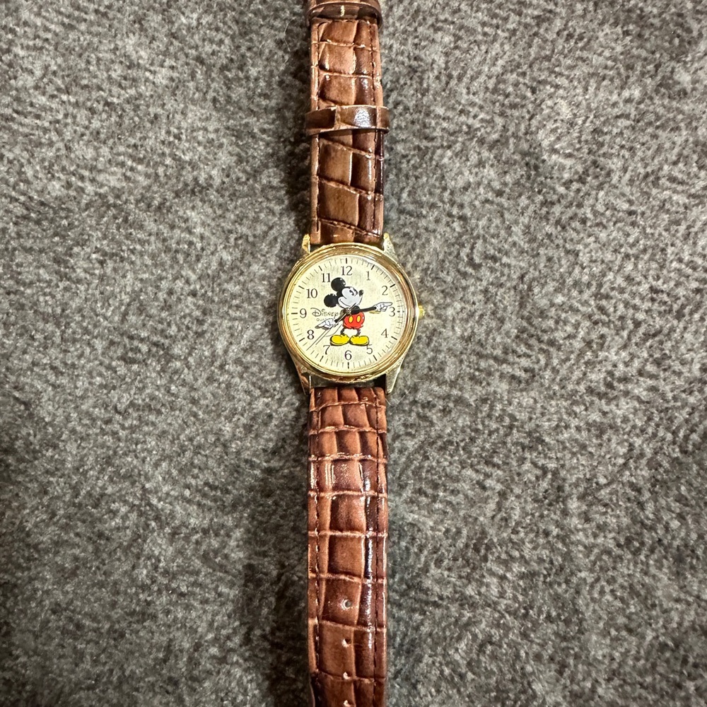Mickey Mouse Disney Parks Exclusive Watch